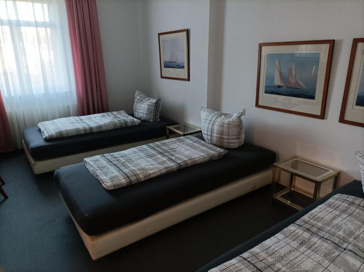 Pension Fuer Monteure In Dresden, Zimmer Mit Eigenem Bad Und Grosser Gemeinschaftskueche Exterior photo