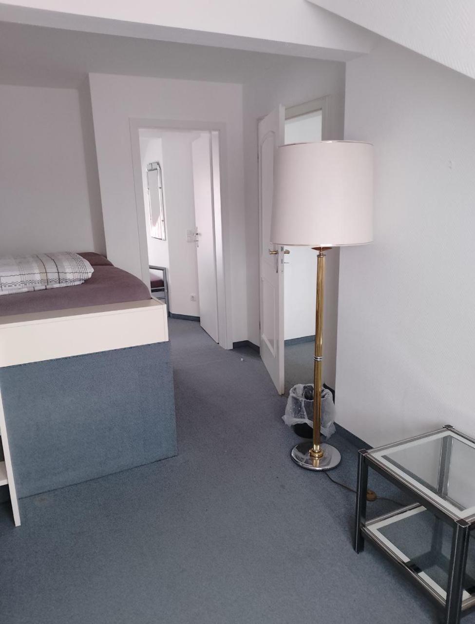 Pension Fuer Monteure In Dresden, Zimmer Mit Eigenem Bad Und Grosser Gemeinschaftskueche Exterior photo